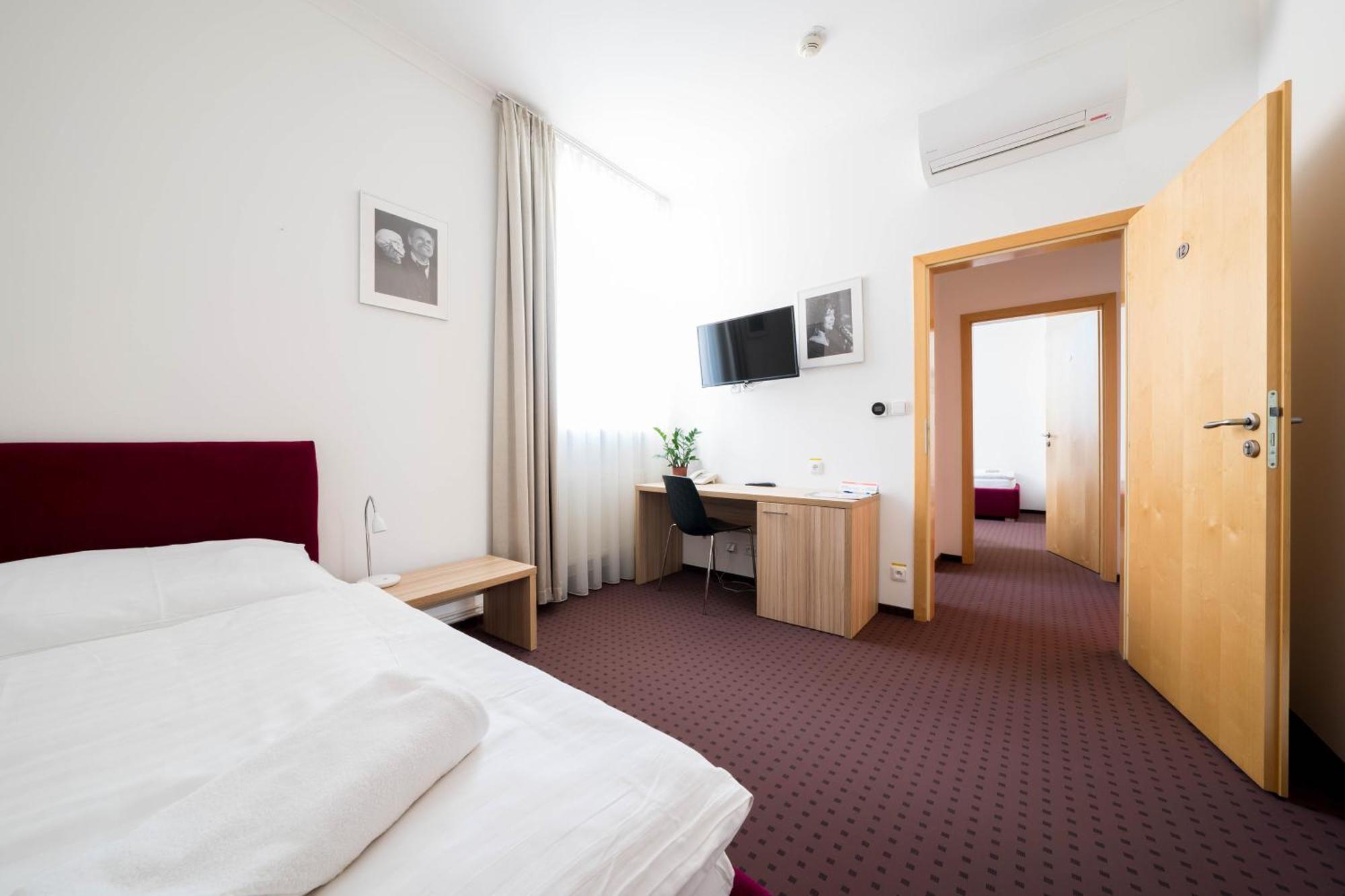 Mini Hotel Akord Ostrava Dış mekan fotoğraf