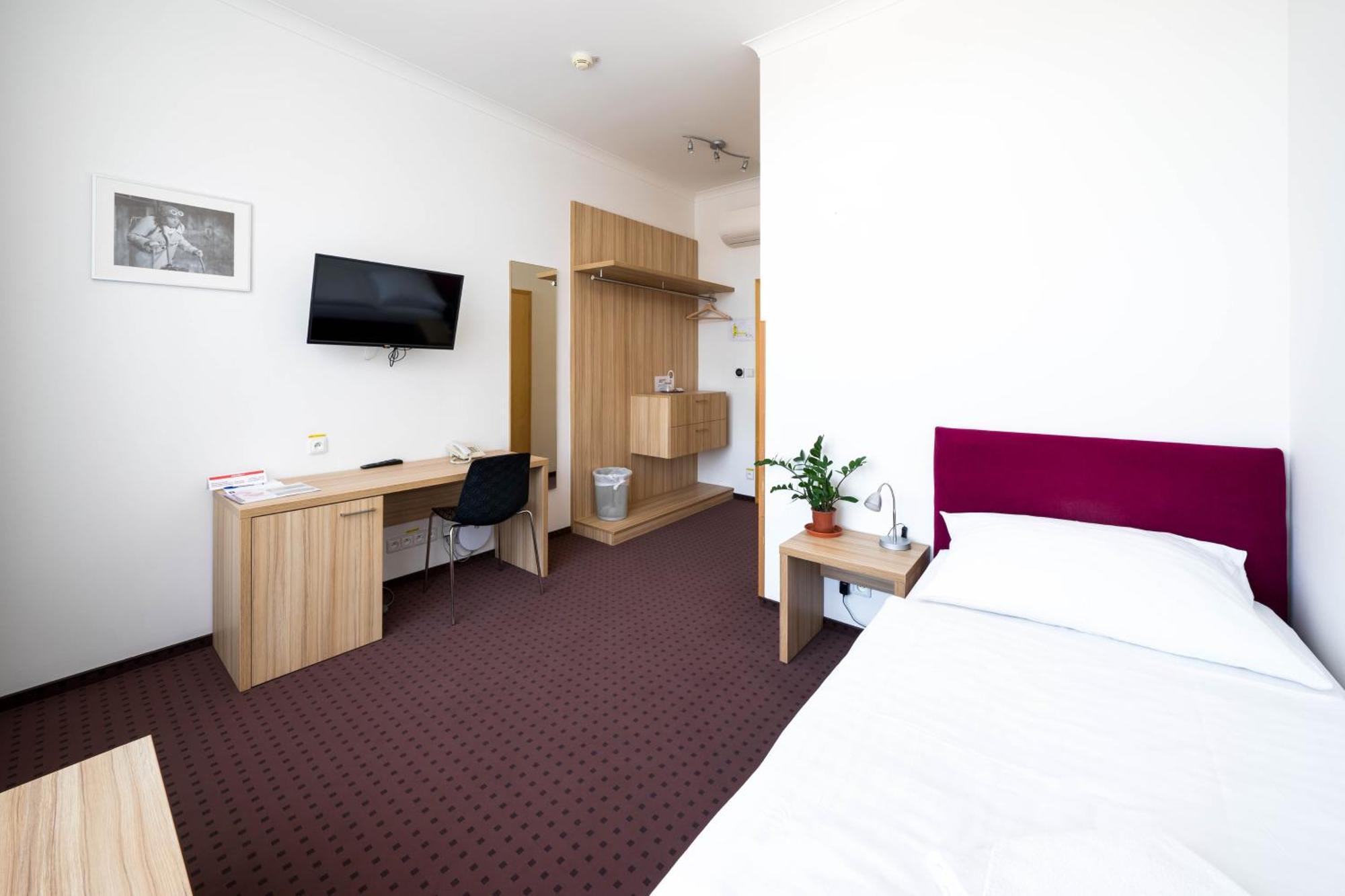 Mini Hotel Akord Ostrava Dış mekan fotoğraf