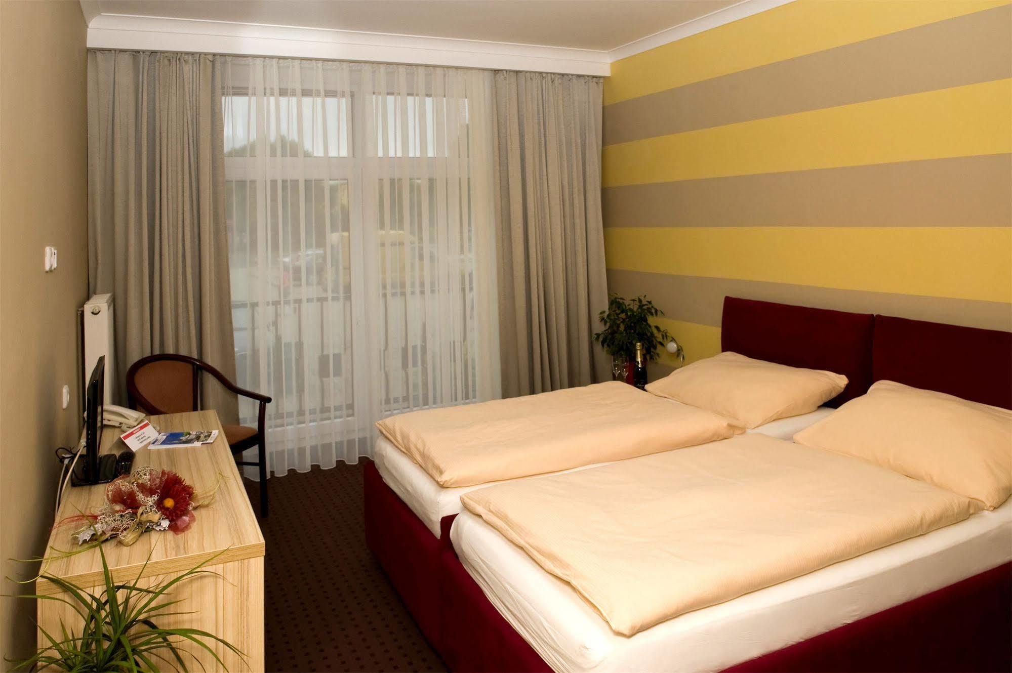 Mini Hotel Akord Ostrava Dış mekan fotoğraf