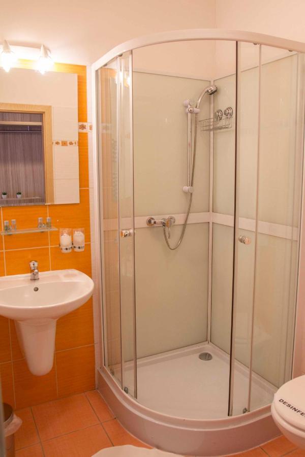 Mini Hotel Akord Ostrava Dış mekan fotoğraf